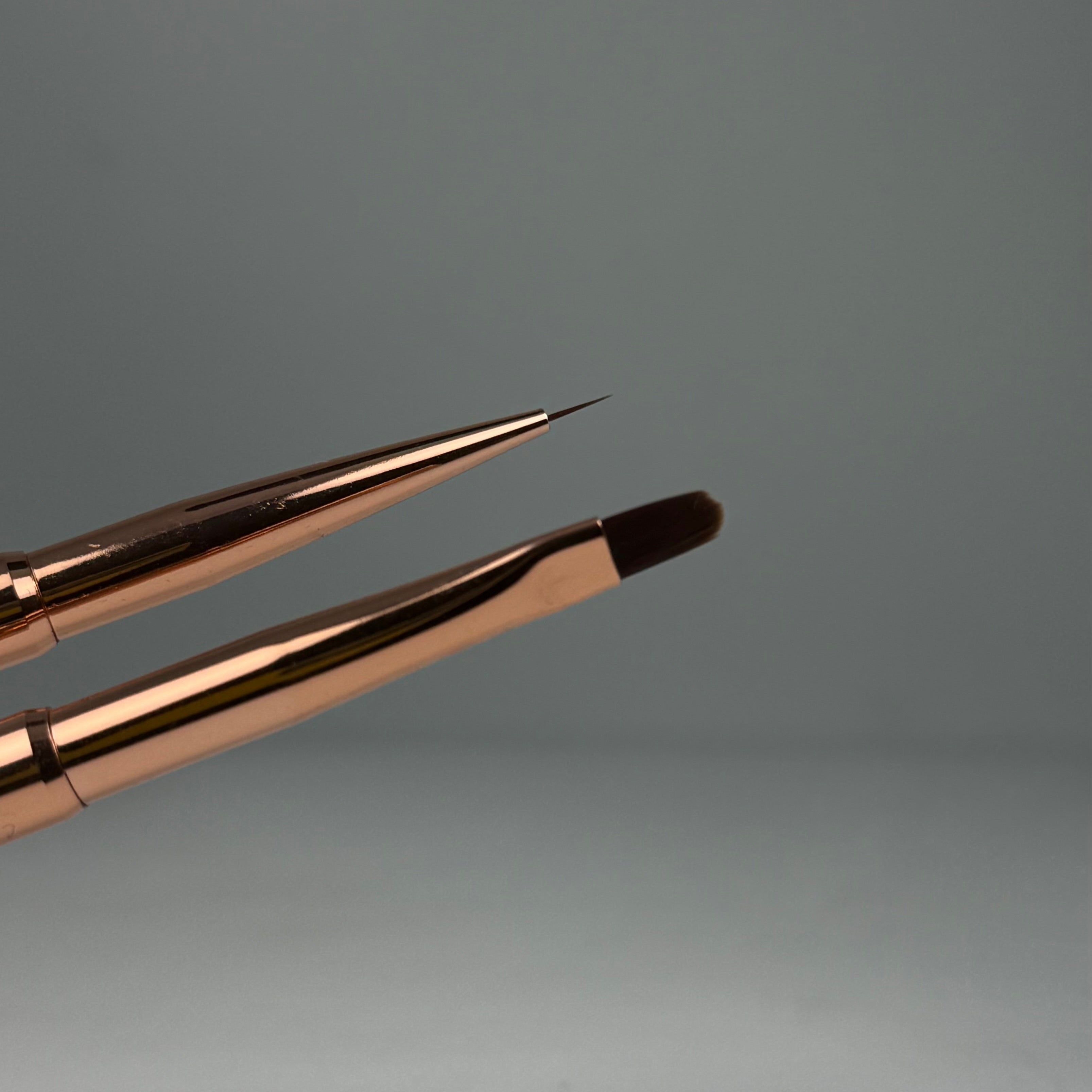 PINCEAU GEL ET LINER